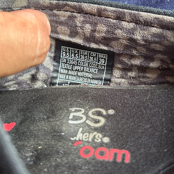 BOBS from Skechers Black Casual Flats for Effortless Style - Picture 2 of 3